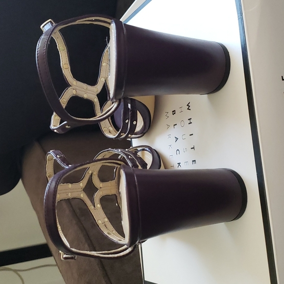WHBM Polly Cabernet Plum Studs 8.5 Sandals - Picture 3 of 6